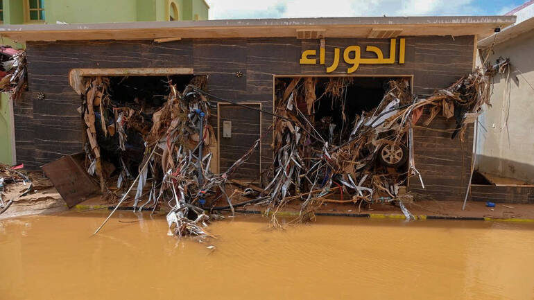 Schwere Unwetter zogen über Libyen hinweg und hinterließen Zerstörung Schwere Unwetter zogen über Libyen hinweg und hinterließen Zerstörung