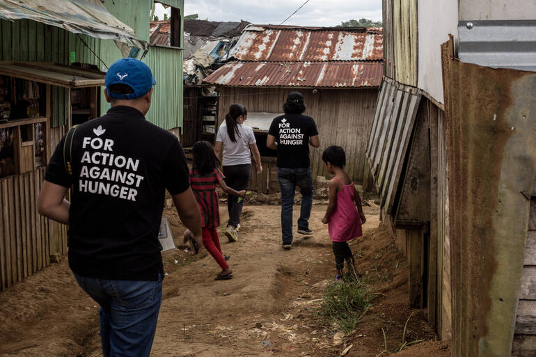Aktion gegen den Hunger auf den Philippinen. Aktion gegen den Hunger auf den Philippinen.