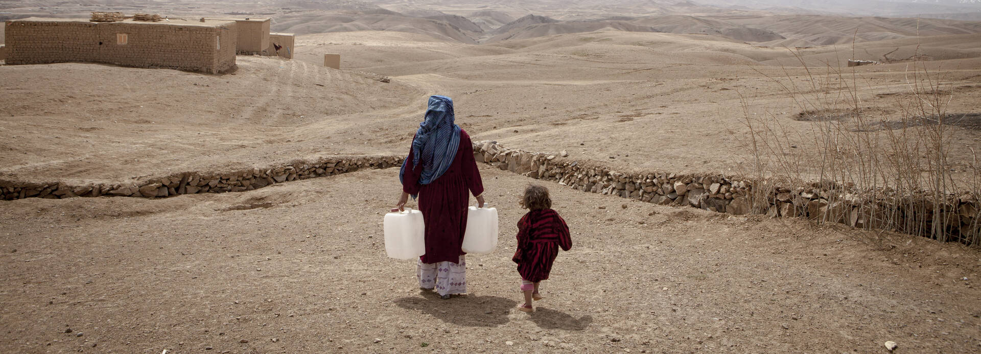 Frau und Kind in Afghanistan