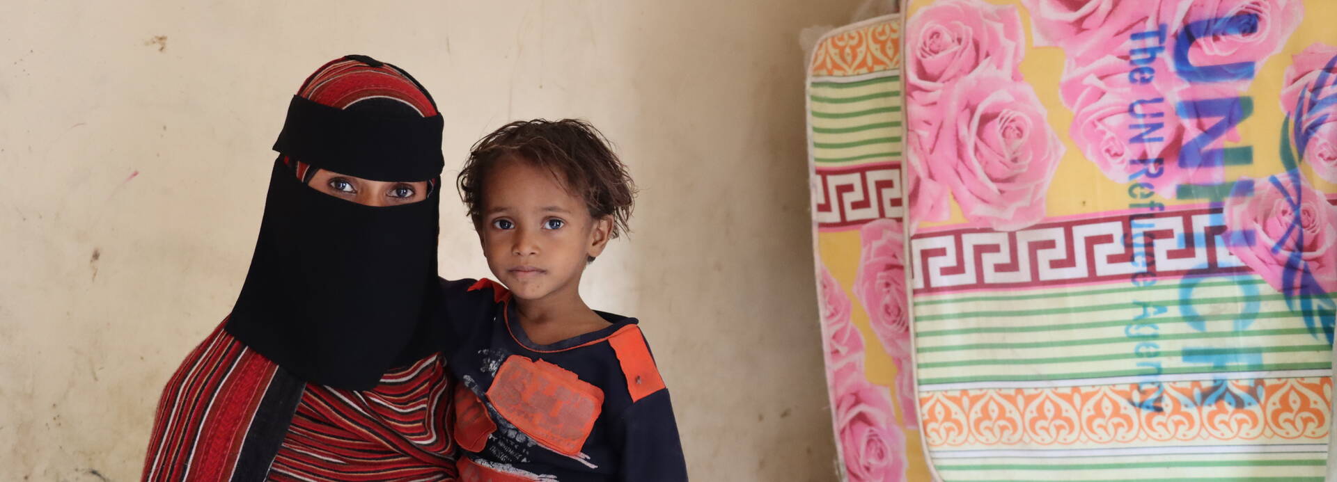 Portrait von Mutter und ihrem Sohn aus dem Jemen