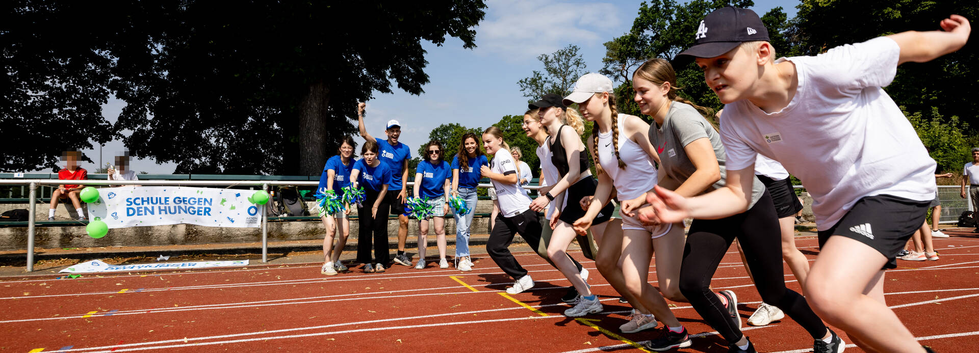 Schüler*innen beim Spendenlauf