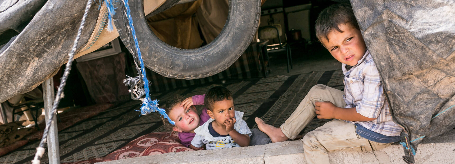 Kinder in Notunterkunft im Gazastreifen