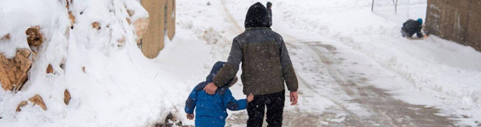 Syrische Geflüchtete leiden unter Temperaturen unter dem Gefrierpunkt. Syrische Geflüchtete leiden unter Temperaturen unter dem Gefrierpunkt.