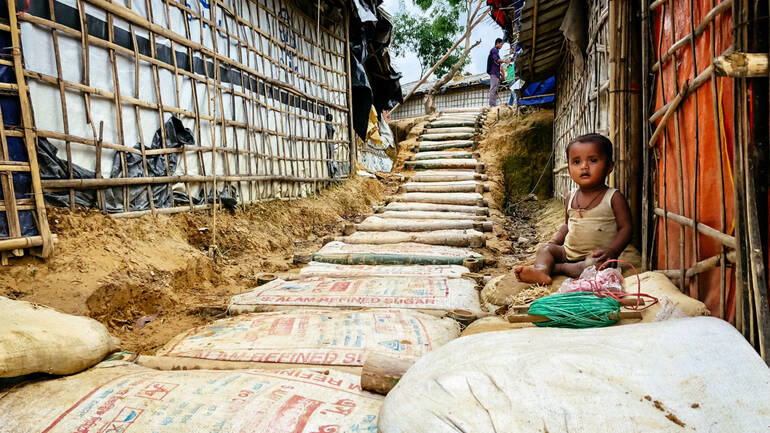 befestigter_weg_rohingya_camp