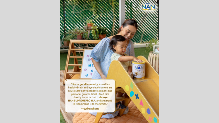Influencerin aus Kanada lässt ihr Kind mit einer Dose Nan von Nestlé auf einer Rutsche spielen, im Bild ein Zitat mit Werbung.