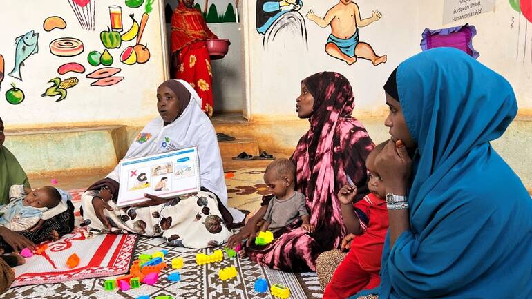 Eine Schulung über gesunde Ernährung für Kinder in Somalia Eine Schulung über gesunde Ernährung für Kinder in Somalia