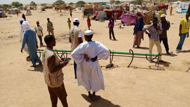 Tausende sudanesische Geflüchtete erreichen die Grenze zum Tschad und suchen Schutz vor Gewalt. Aktion gegen den Hunger leistet Nothilfe in den Lagern der Provinz Wadi Fira.