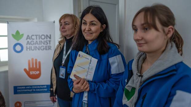 v.l.n.r.: Olha (Psychologin), Tetiana (Hebamme) und Anastasia (Gynäkologin) in der Klinik in Kurmany, Ukraine. v.l.n.r.: Olha (Psychologin), Tetiana (Hebamme) und Anastasia (Gynäkologin) in der Klinik in Kurmany, Ukraine.